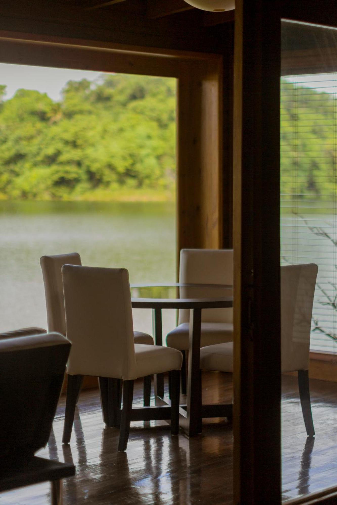 Las Lagunas Boutique Hotel Flores Ruang foto