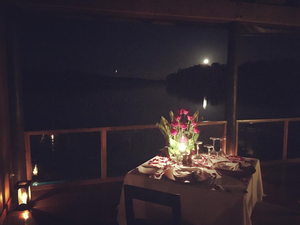 Las Lagunas Boutique Hotel Flores Bagian luar foto
