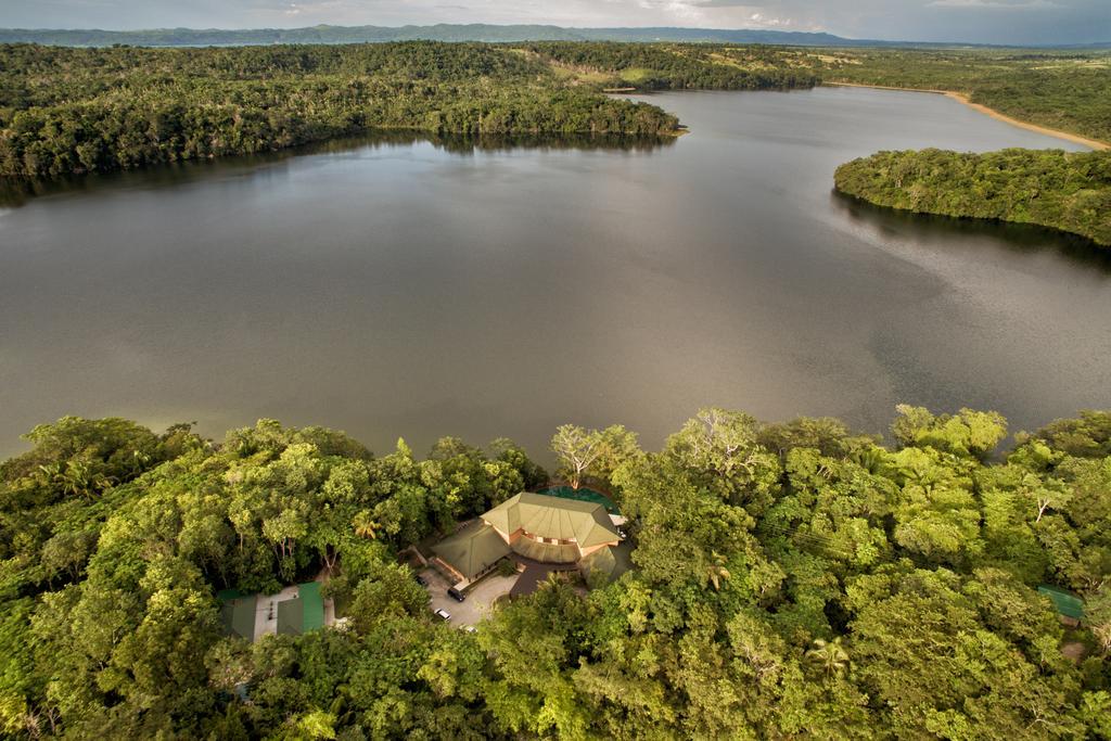 Las Lagunas Boutique Hotel Flores Bagian luar foto