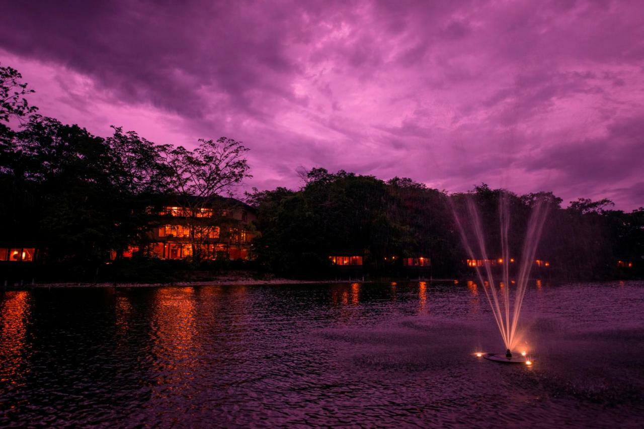 Las Lagunas Boutique Hotel Flores Bagian luar foto